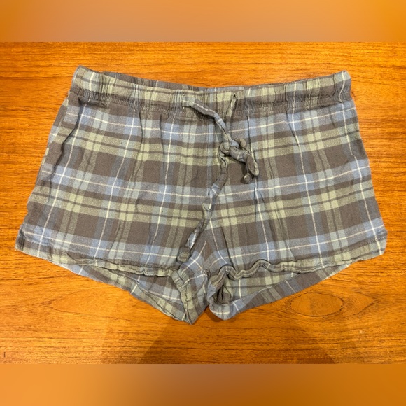 Blue and grey Cotton plaid pajama shorts with tie and elastic waist | size L - Picture 1 of 3